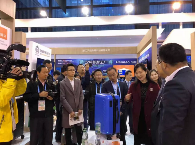 1541837859229789.png image.png